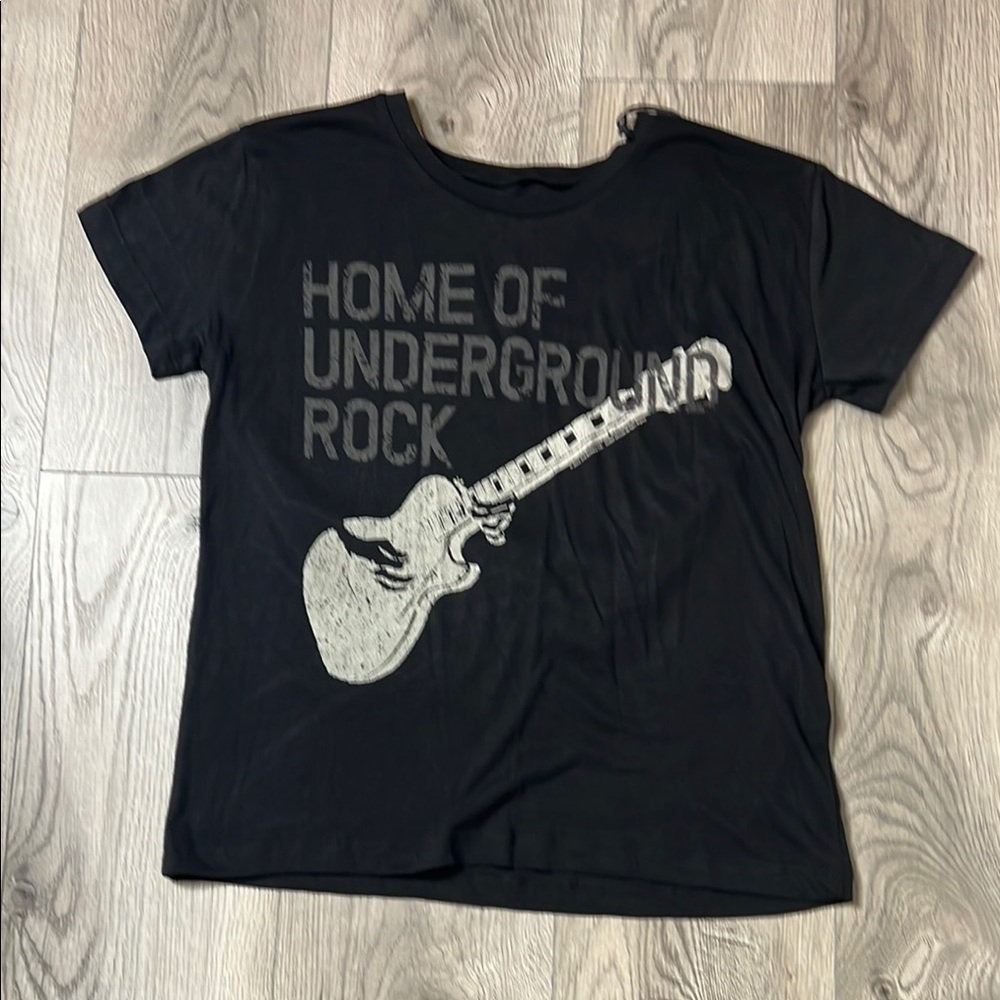 Chaser Black Short Sleeve Rock Graphic Tee